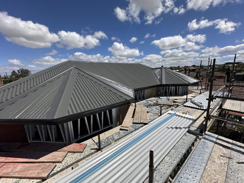 New Metal Roof installation by Eastern Roof Plumber of a property in Melbournes eastern suburbs